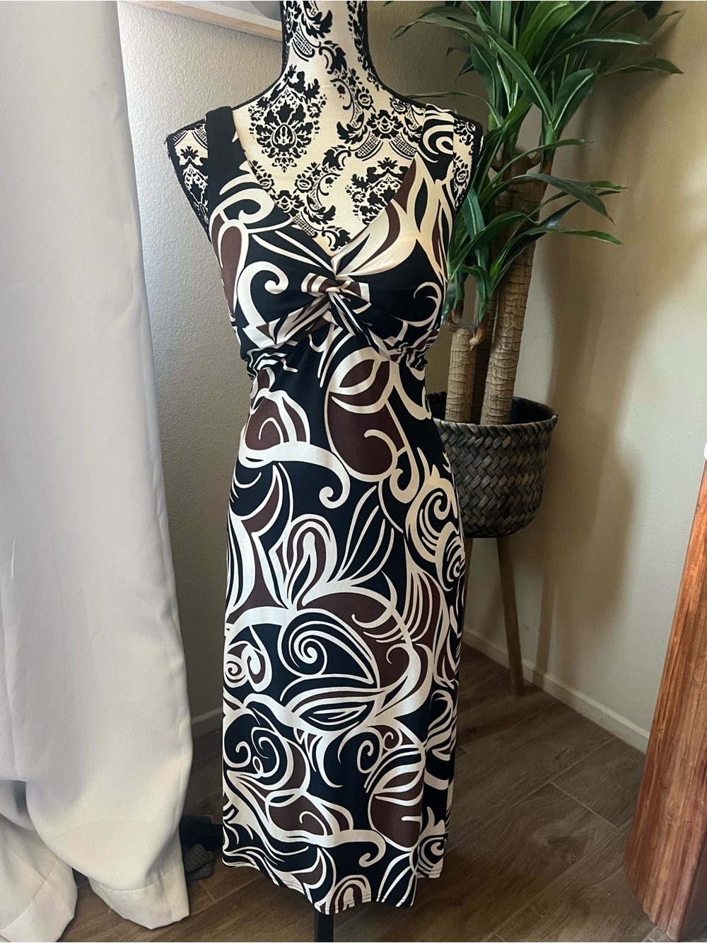madison leigh Black, Cream and Brown Knot-Front Midi Dress